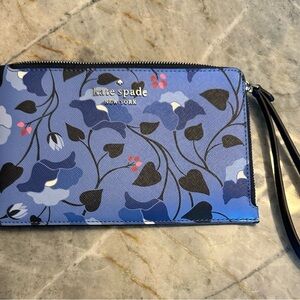 Kate Spade Wristlet Wallet